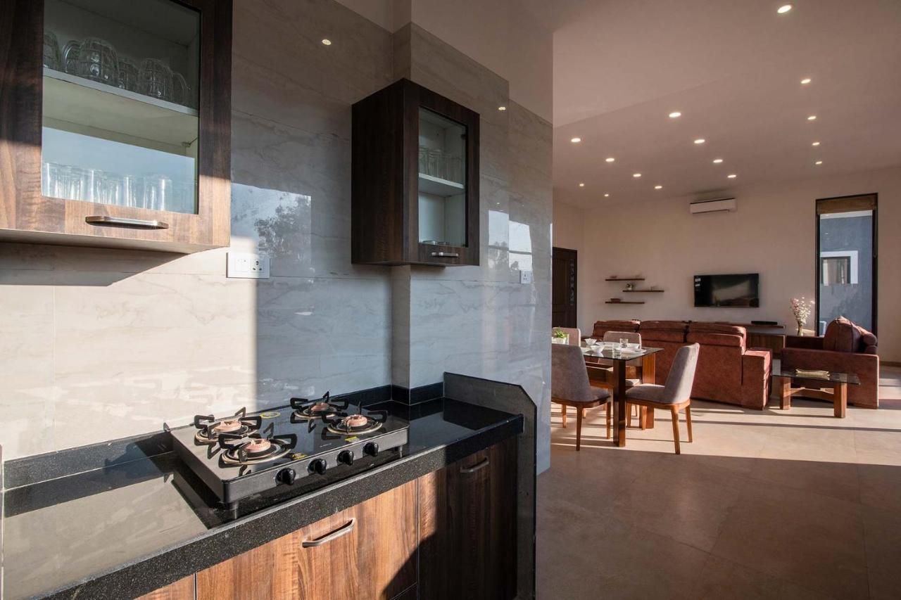 Stayvista's Hillside Cove - Mountain-view With Plunge Pool & Kids Zone