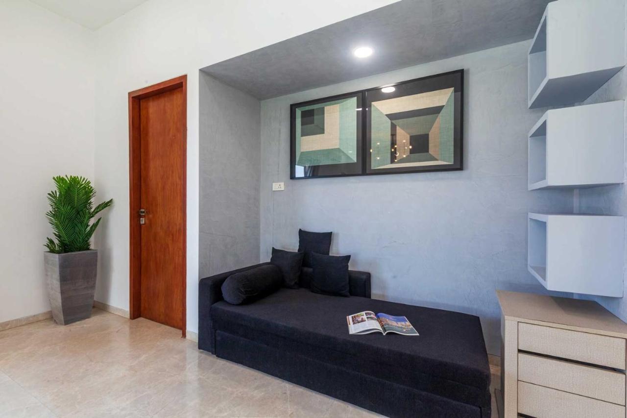 Stayvista's White Pebbles - A With Theater & Swimming Pool Villa *