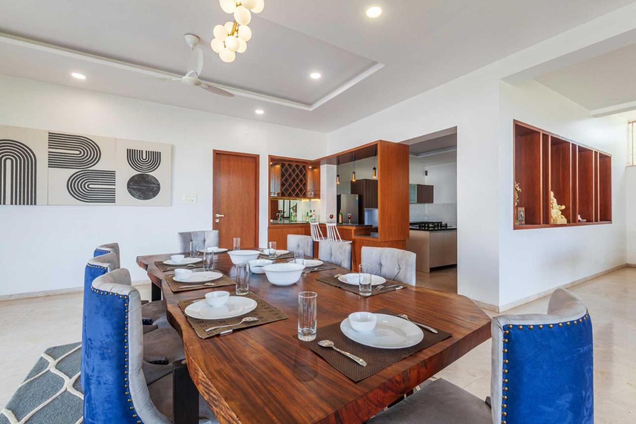 Stayvista's White Pebbles - A With Theater & Swimming Pool Lonavala