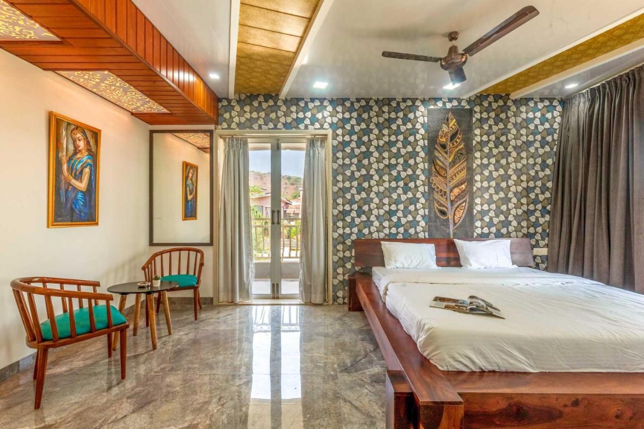 Ayurkutir Villa: Relaxation Oasis With Pool, Gym & Snooker *