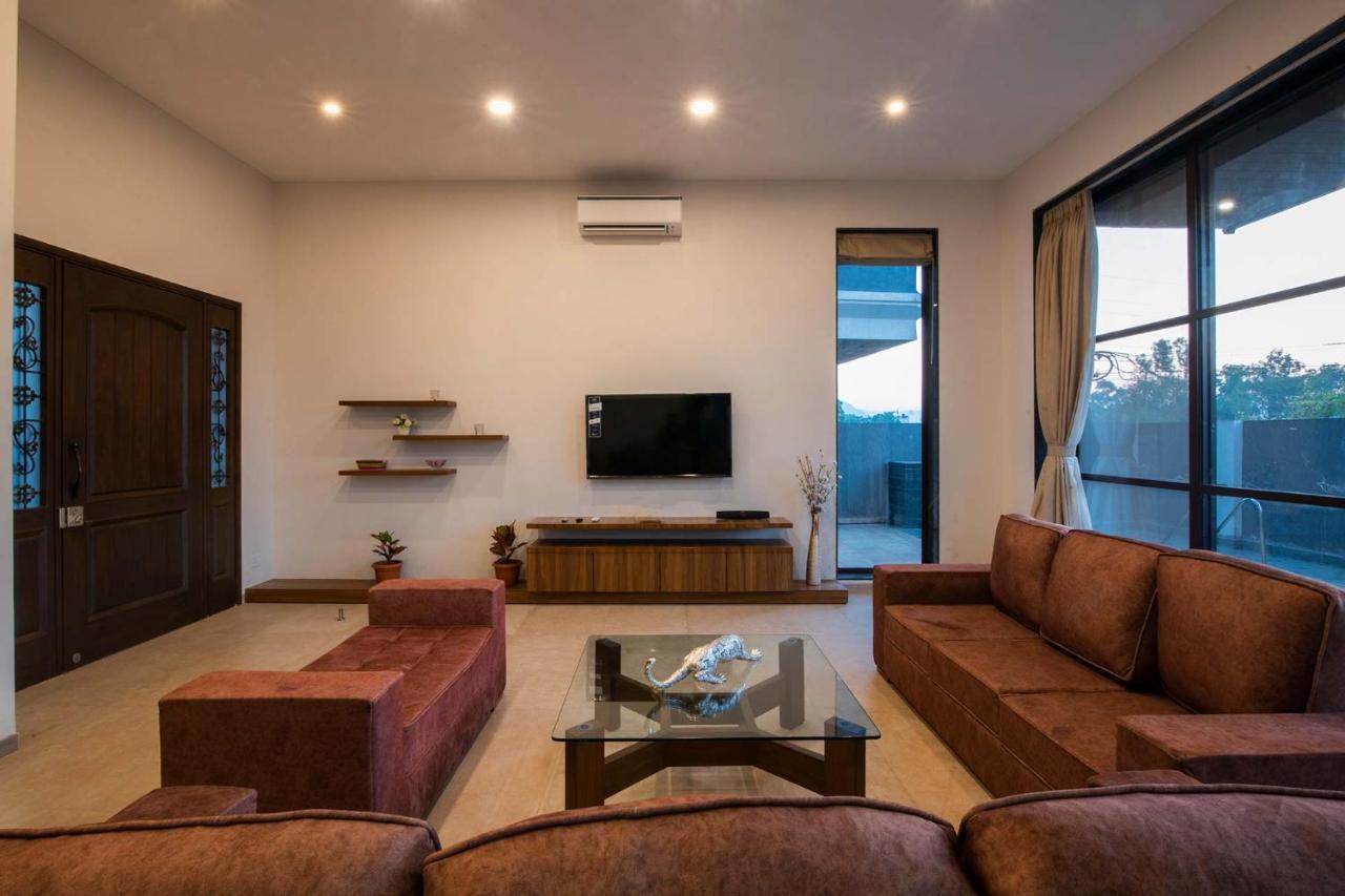 Stayvista's Hillside Cove - Mountain-view With Plunge Pool & Kids Zone * Lonavala
