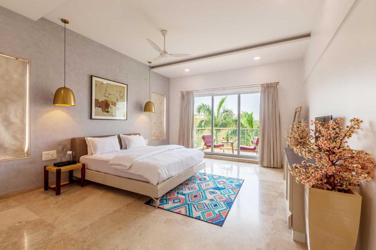 Stayvista's White Pebbles - A With Theater & Swimming Pool Villa *