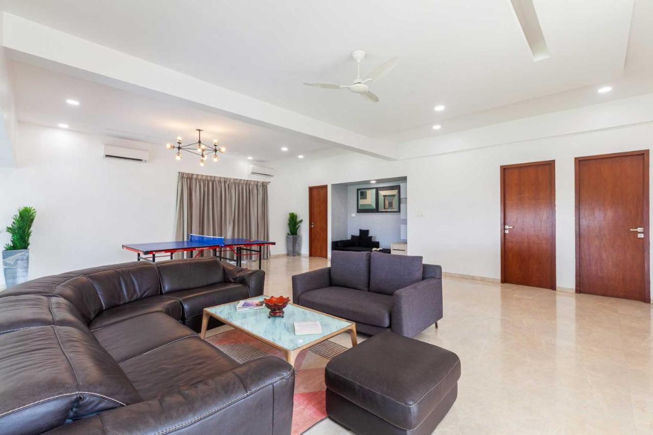 Stayvista's White Pebbles - A With Theater & Swimming Pool Lonavala