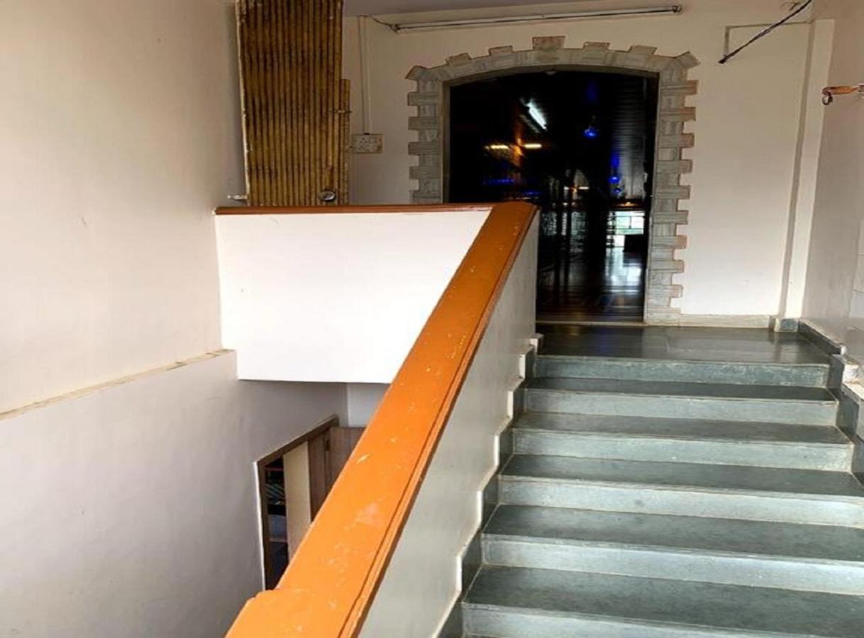 Sumitra Palace