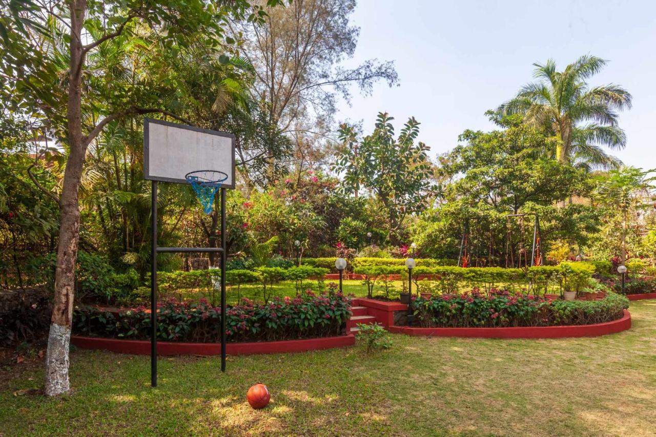 Stayvista's Valencia With Gazebo And Indoor Games * Lonavala