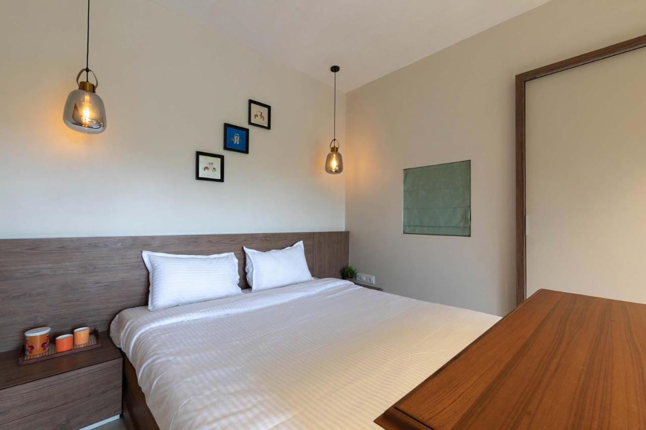 Foresta By Stayvista With Modern Decor, Swimming Pool & Expansive Lawn For A Perfect Escape Lonavala
