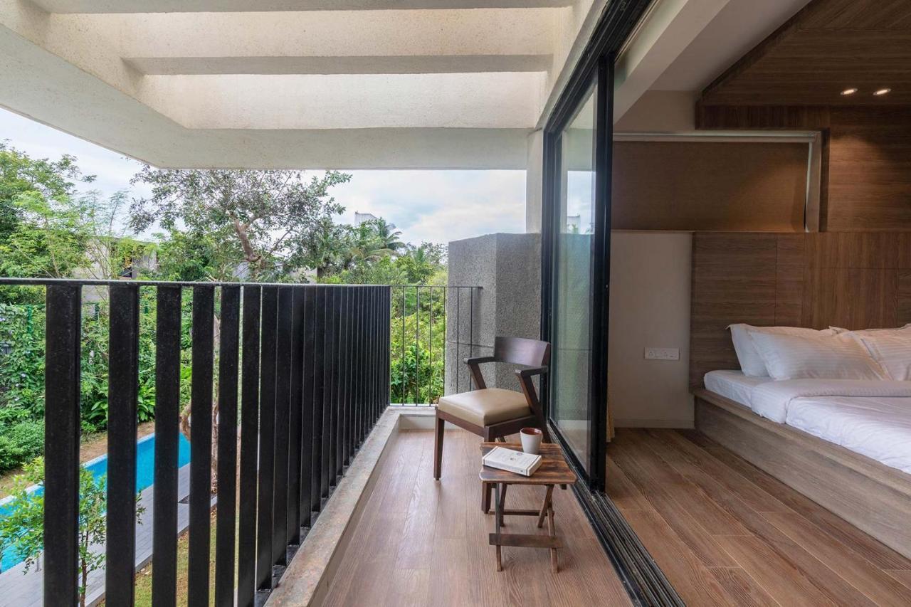 Villa Foresta By Stayvista With Modern Decor, Swimming Pool & Expansive Lawn For A Perfect Escape Lonavala