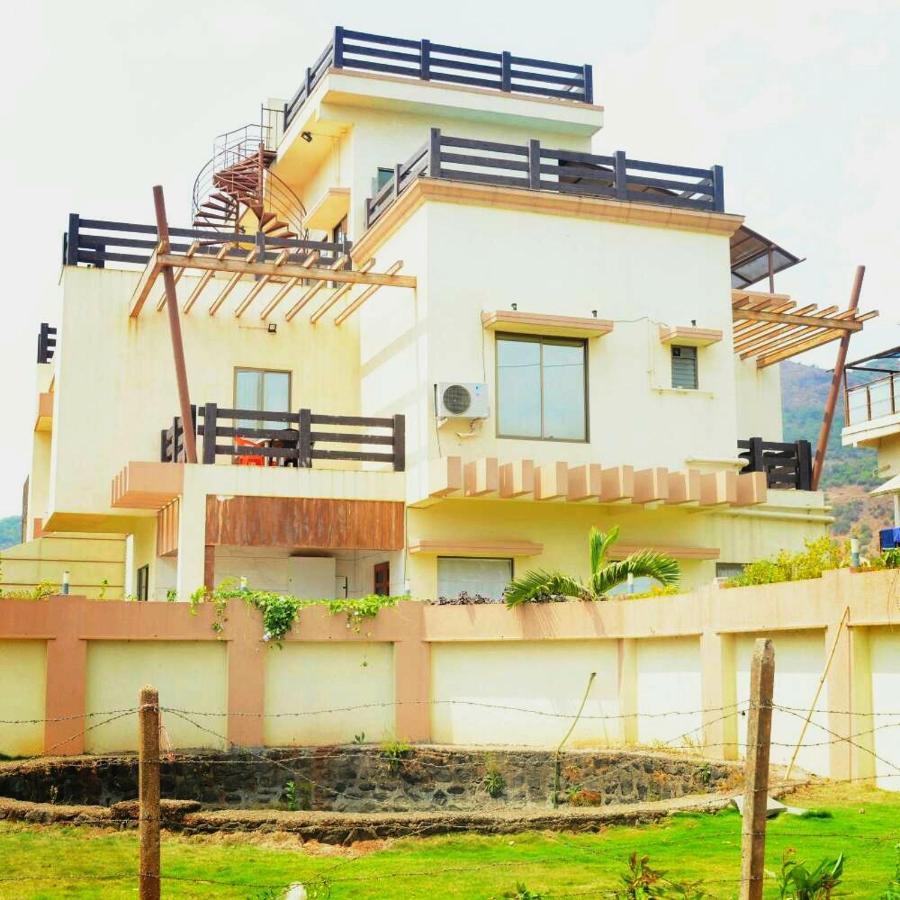 Glory With Swimming Pool On Terrace 4bhk *