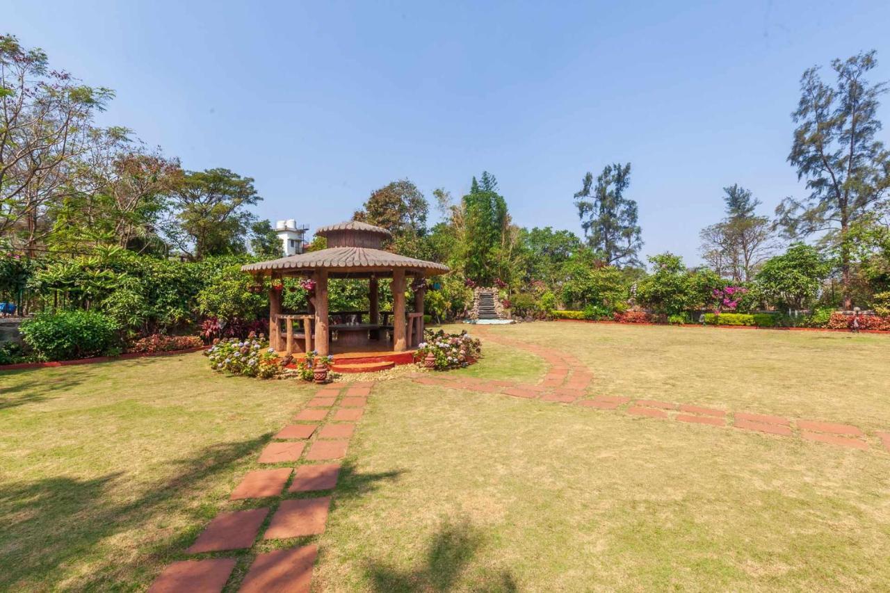 Stayvista's Valencia With Gazebo And Indoor Games