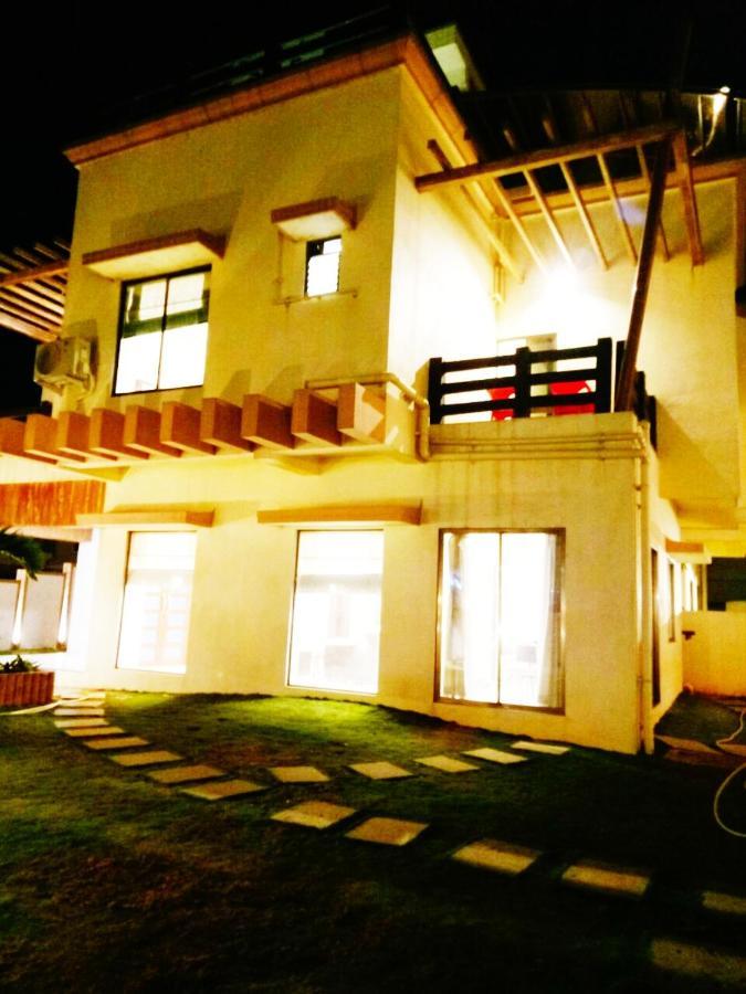 Glory With Swimming Pool On Terrace 4bhk * Lonavala
