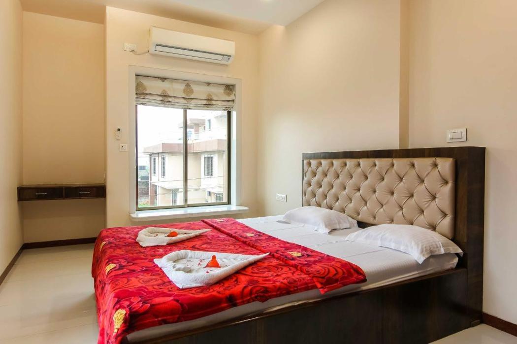 Villa Glory With Swimming Pool On Terrace 4bhk Lonavala