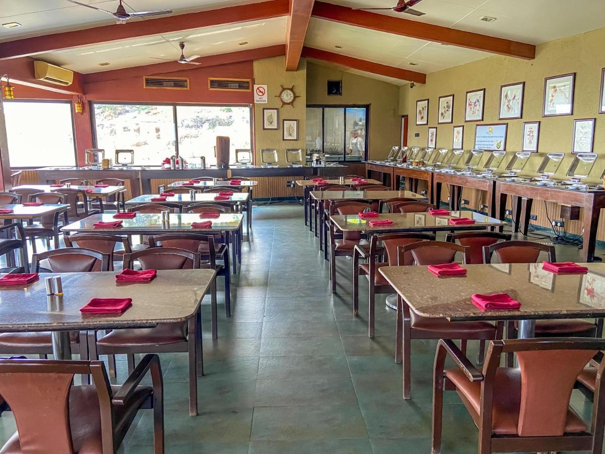 Upper Deck - And Relax At The Highest Peak Resort