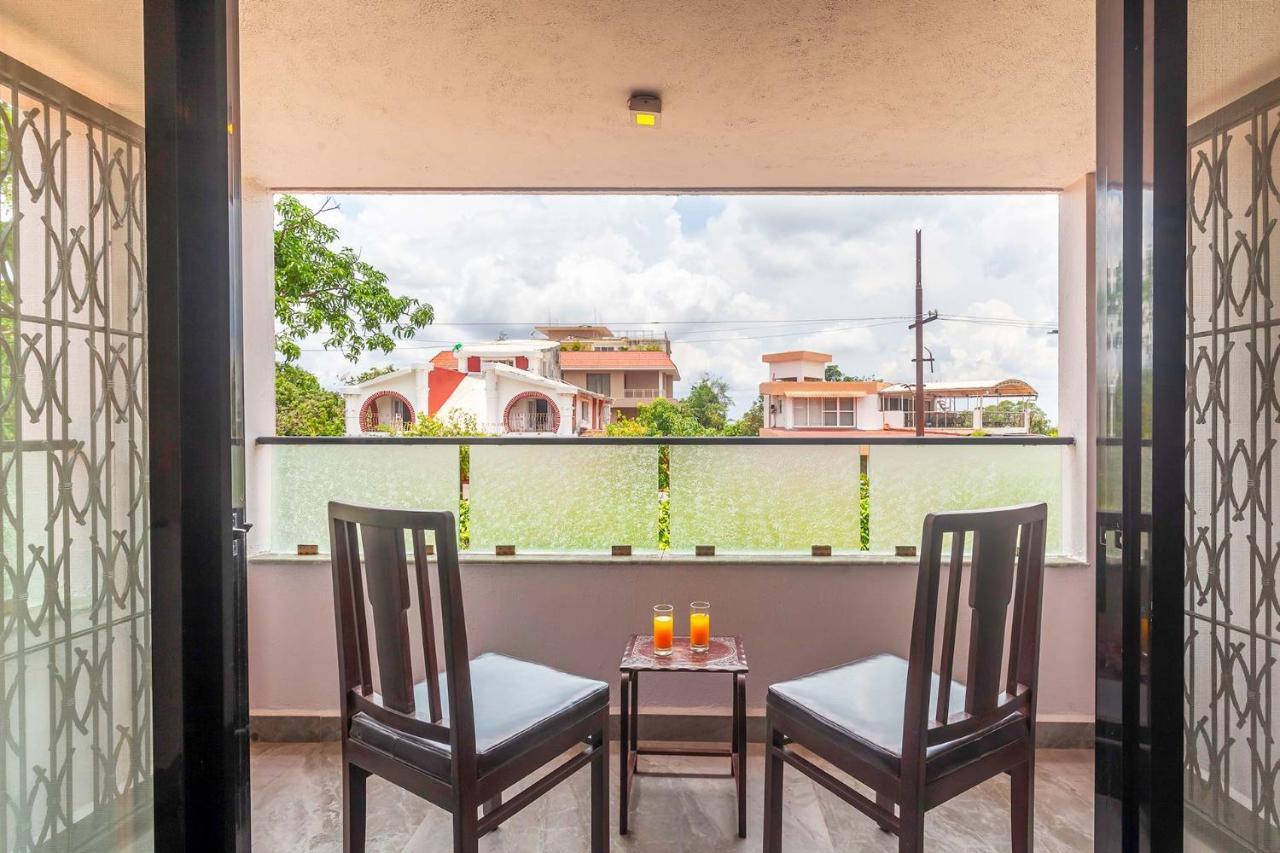 Stayvista's Fairfield - A Lawn And Charming Orchard Await Your Retreat Villa *