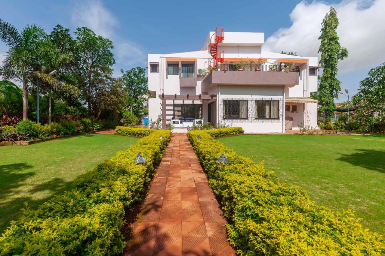 Villa Stayvista's Fairfield - A Lawn And Charming Orchard Await Your Retreat *
