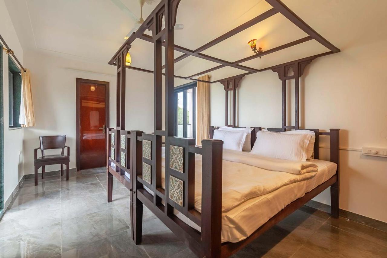 Stayvista's Fairfield - A Lawn And Charming Orchard Await Your Retreat * Lonavala