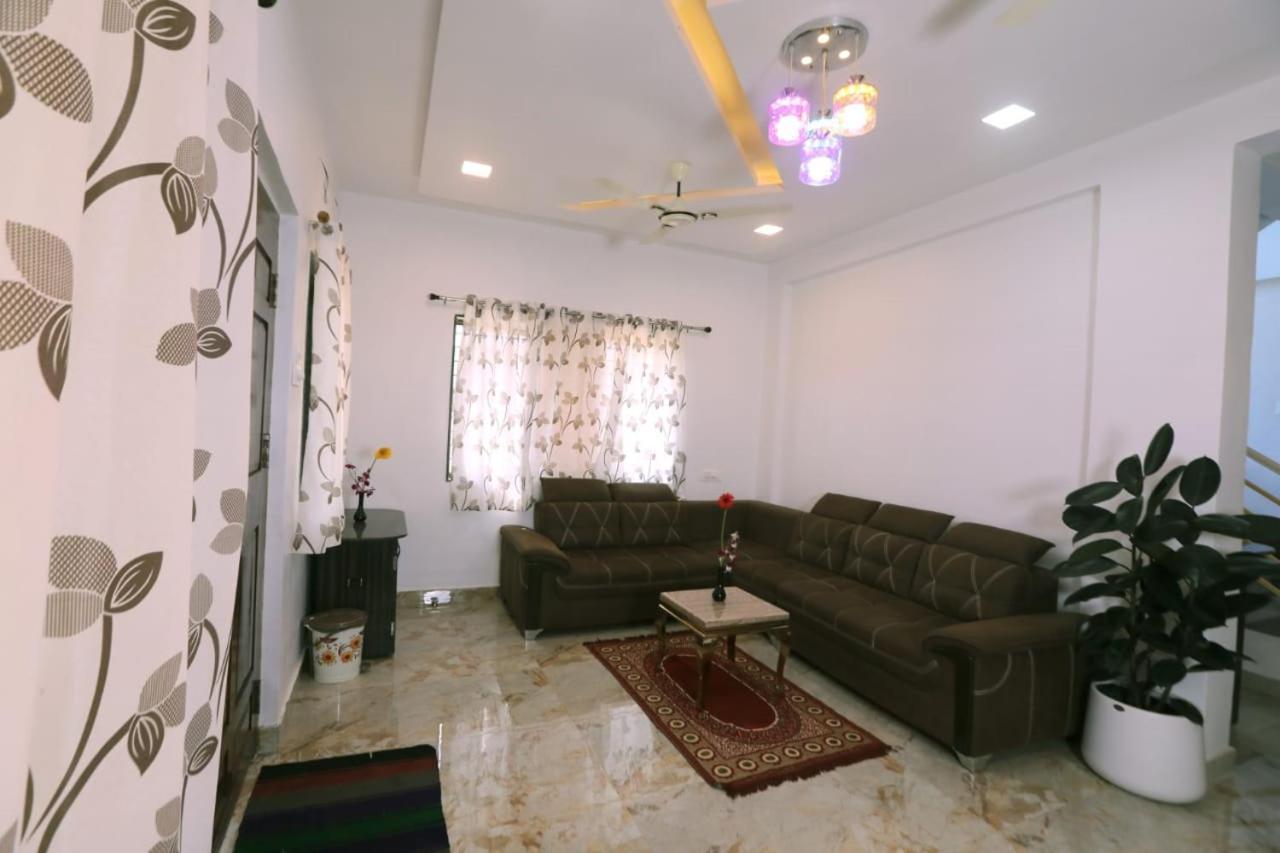Rocky 4bhk *