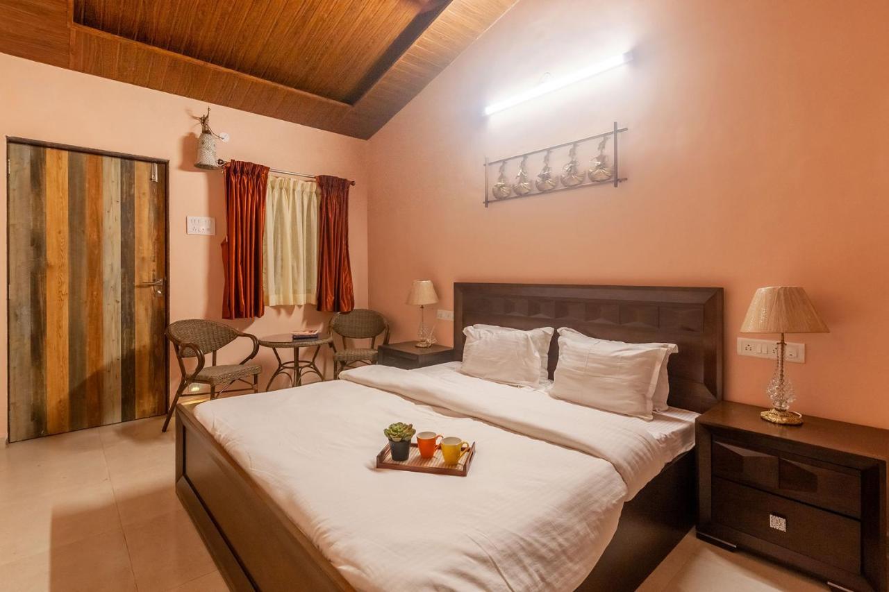 La Palm By Stayvista: Mountain-view With Pool, Gym & Recreational Amenities Villa *