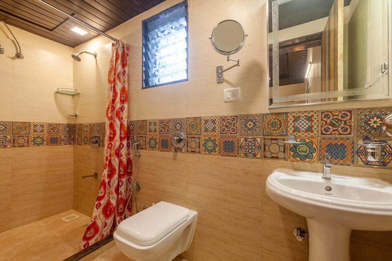 Villa La Palm By Stayvista: Mountain-view With Pool, Gym & Recreational Amenities Lonavala