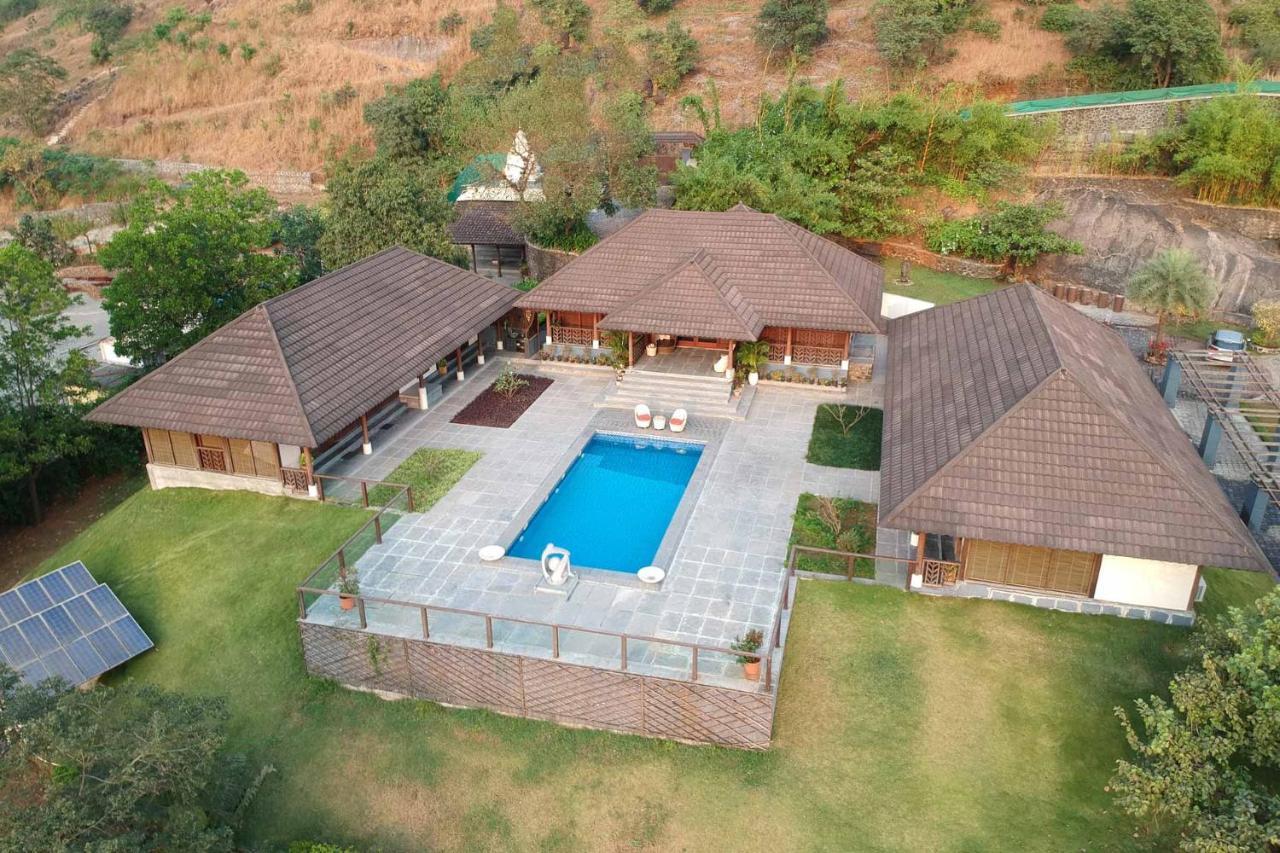 Villa Stayvista's Vyoman - Experience A Valley View, Lush Lawn, Spa, And Yoga Retreat *