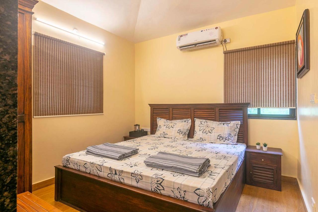 Stayvista's Vyoman - Experience A Valley View, Lush Lawn, Spa, And Yoga Retreat