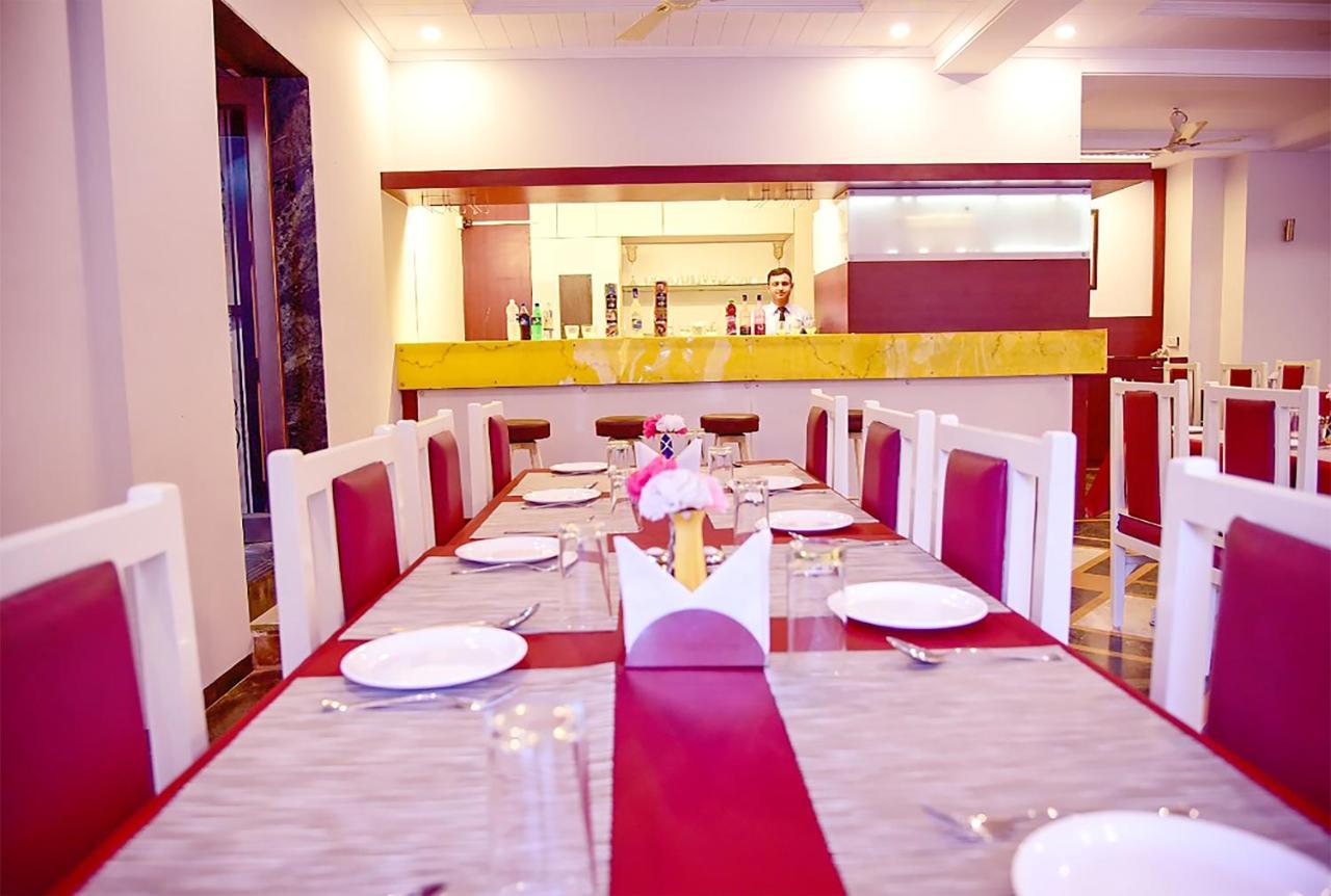 Aron Hotel