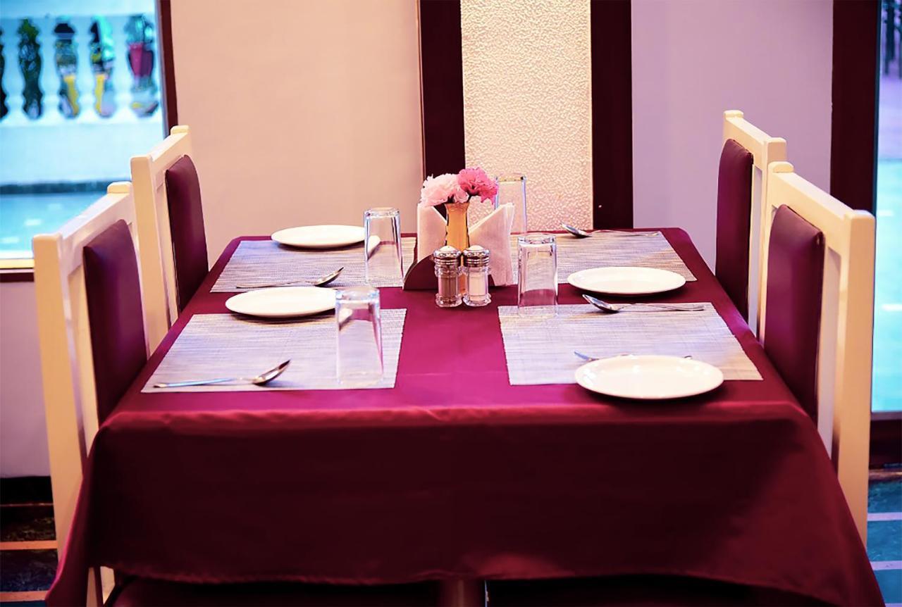 Aron Hotel