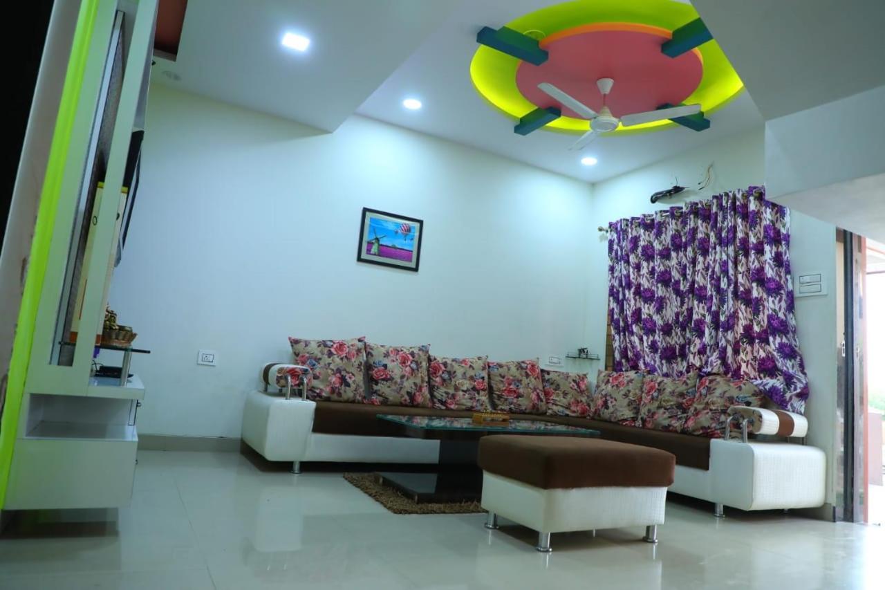 Akshaya Villa *