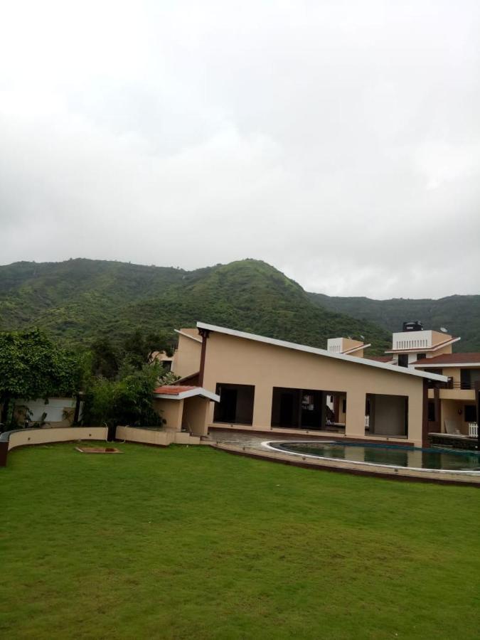 Akshaya Villa *