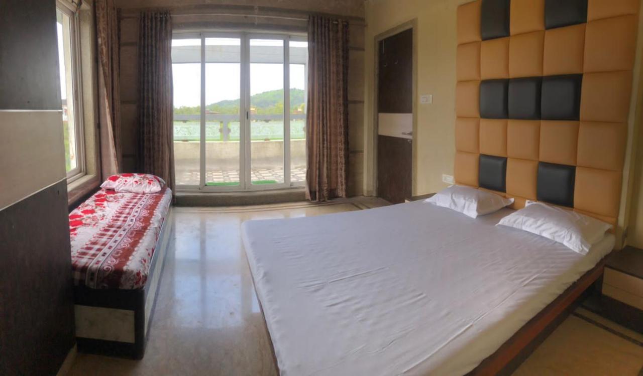 Villa White Rose