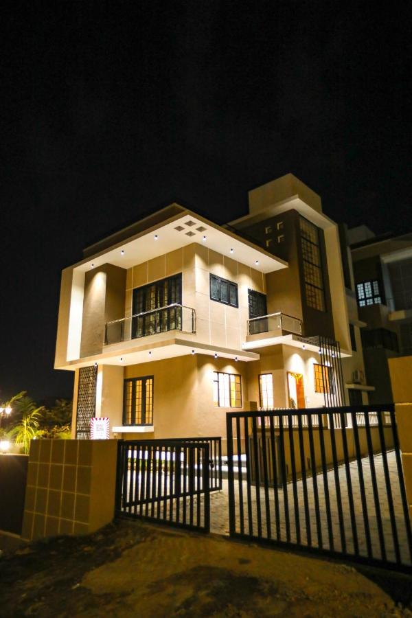 The Carnival Villa Villa *