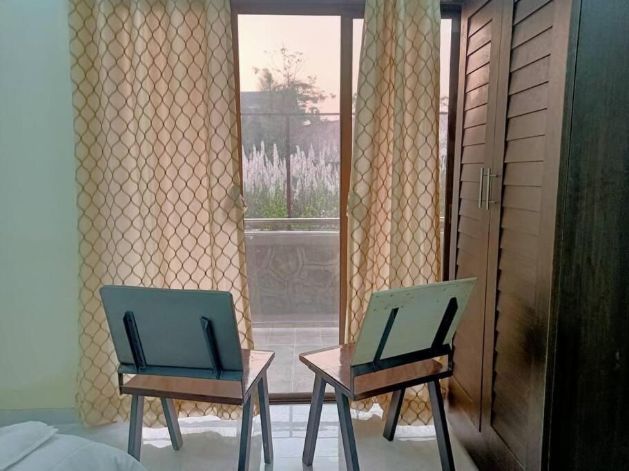 Ivy Goldenhill 3 Bhk With Private Pool, Villa