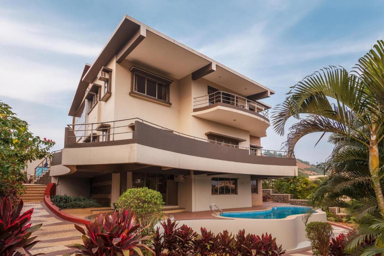 Stayvista's Janak - Your Private Escape With A Pool And Pool Table * Lonavala