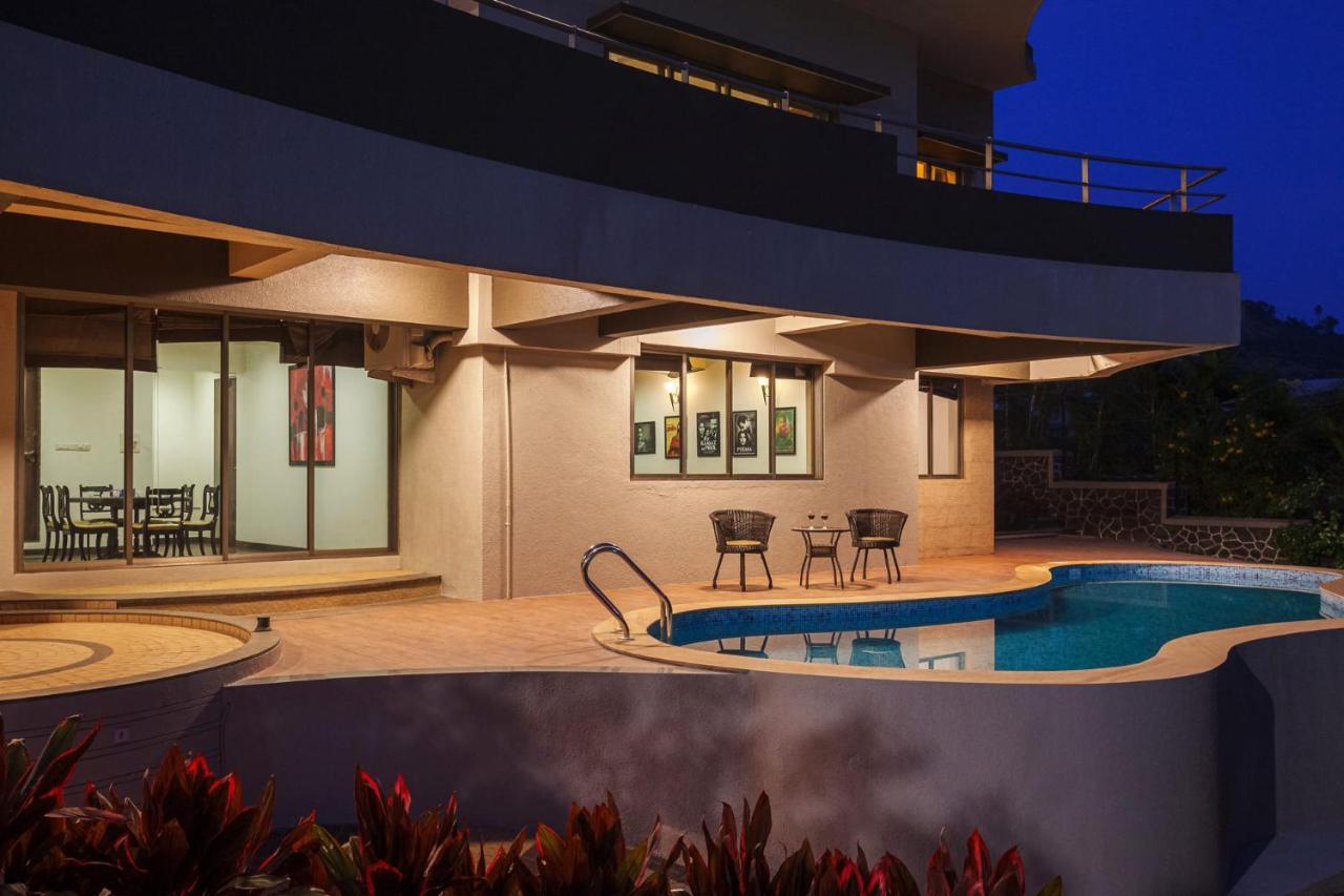 Villa Stayvista's Janak - Your Private Escape With A Pool And Pool Table *