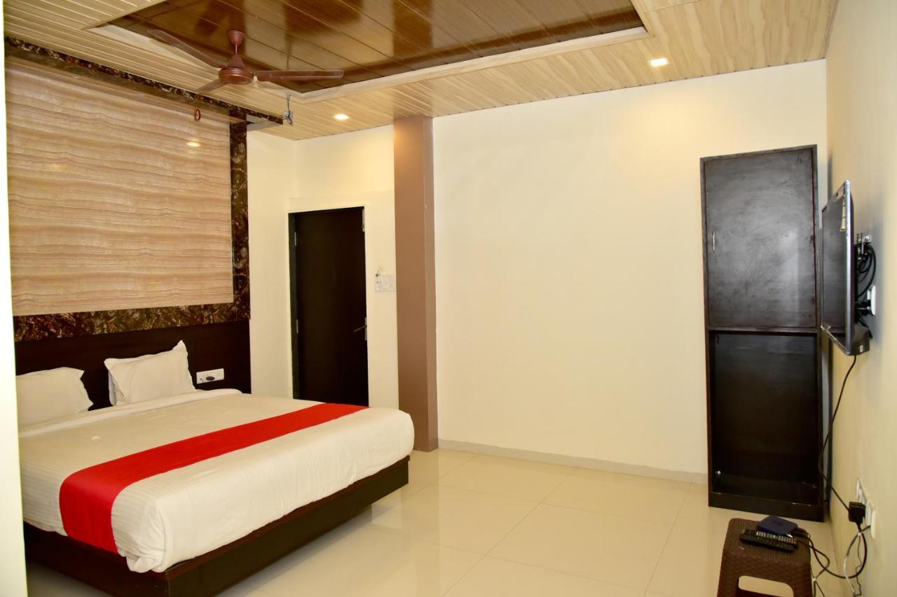 Swapnalok Hotel 3*