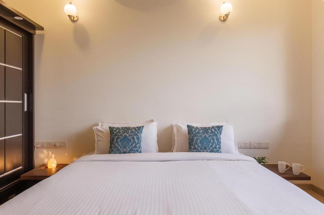 Stayvista's Janak - Your Private Escape With A Pool And Pool Table Villa *