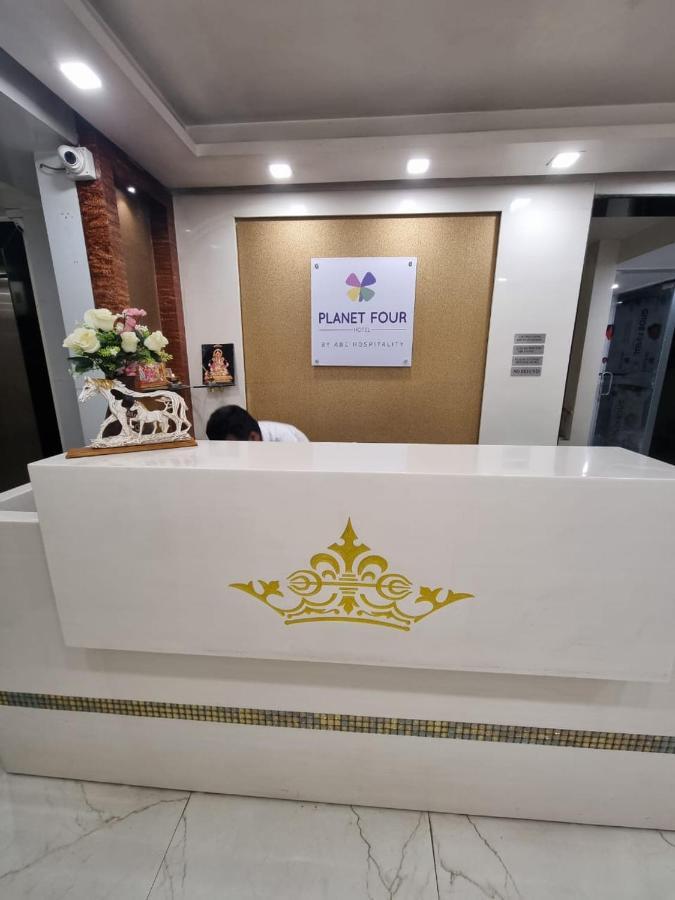 Planet Four 3* Lonavala
