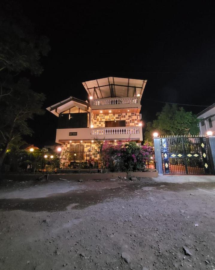 Florina 6bhk Luxury In Villa *