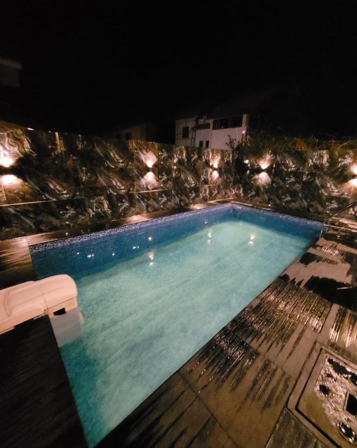 Villa Florina 6bhk Luxury In *