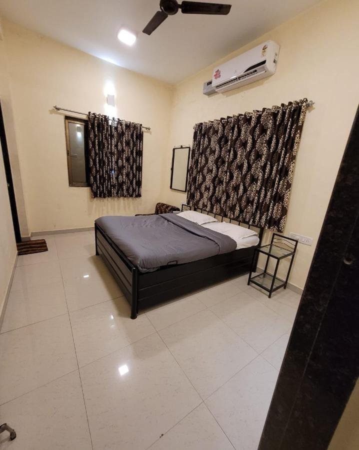 Florina 6bhk Luxury In