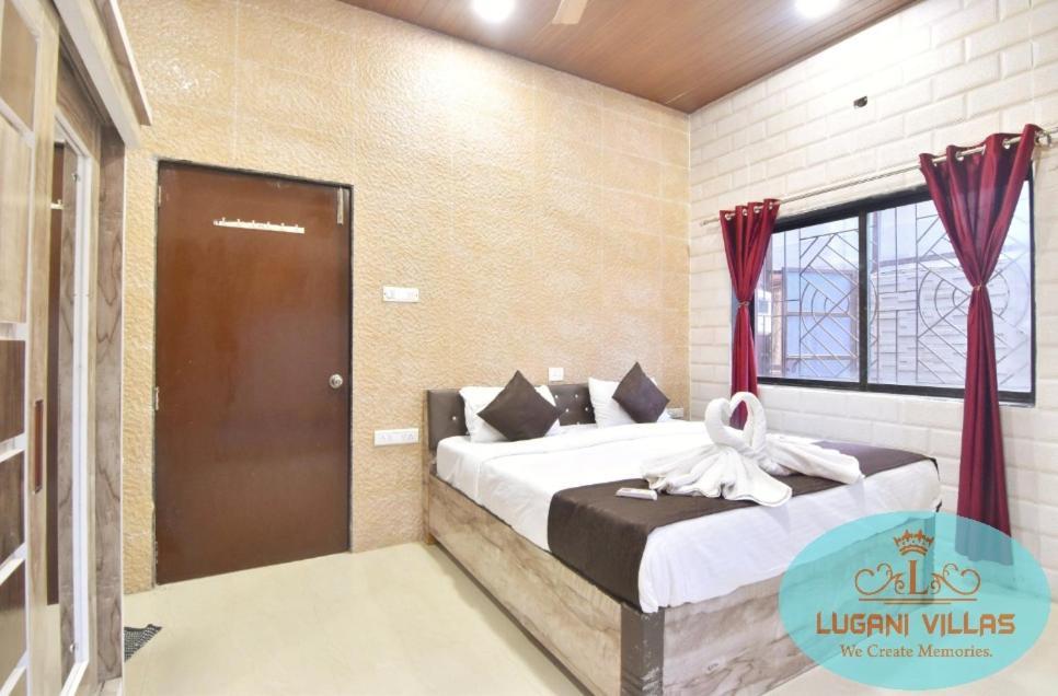Lugani's - Mehrransh Villa Lonavala