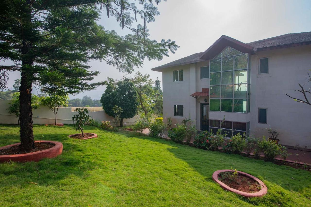 Stayvista's Princess - A With Infinity Pool & Breathtaking Views * Lonavala
