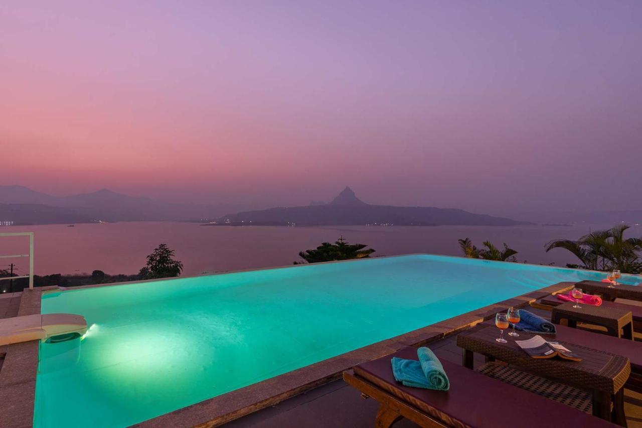 Stayvista's Princess - A With Infinity Pool & Breathtaking Views Villa *