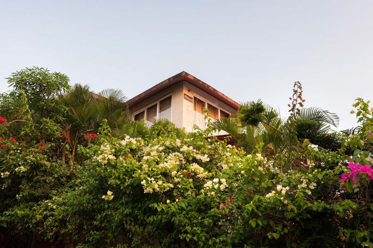Villa Stayvista's Princess - A With Infinity Pool & Breathtaking Views *