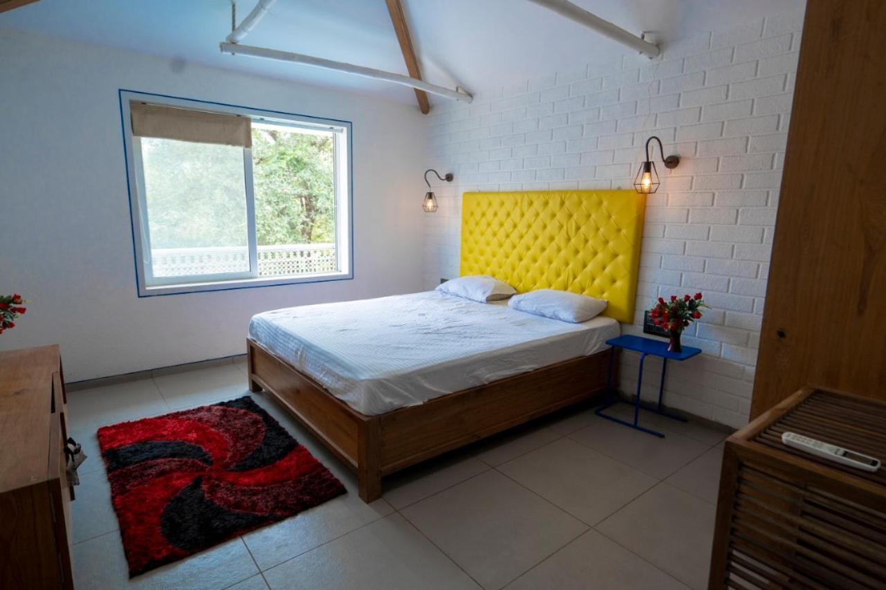 The Greek Villa * Lonavala