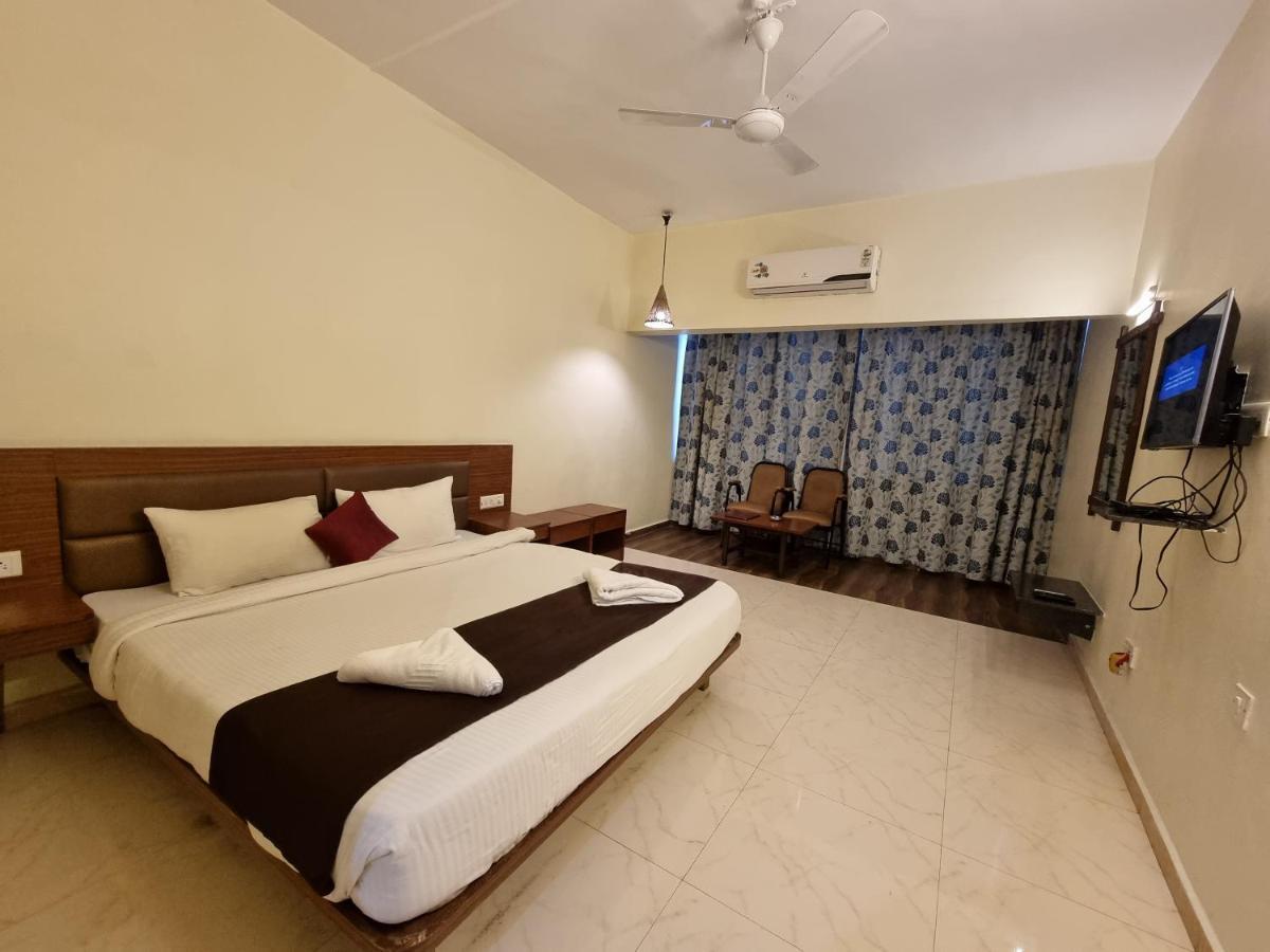 Lions Den Hotel Lonavala