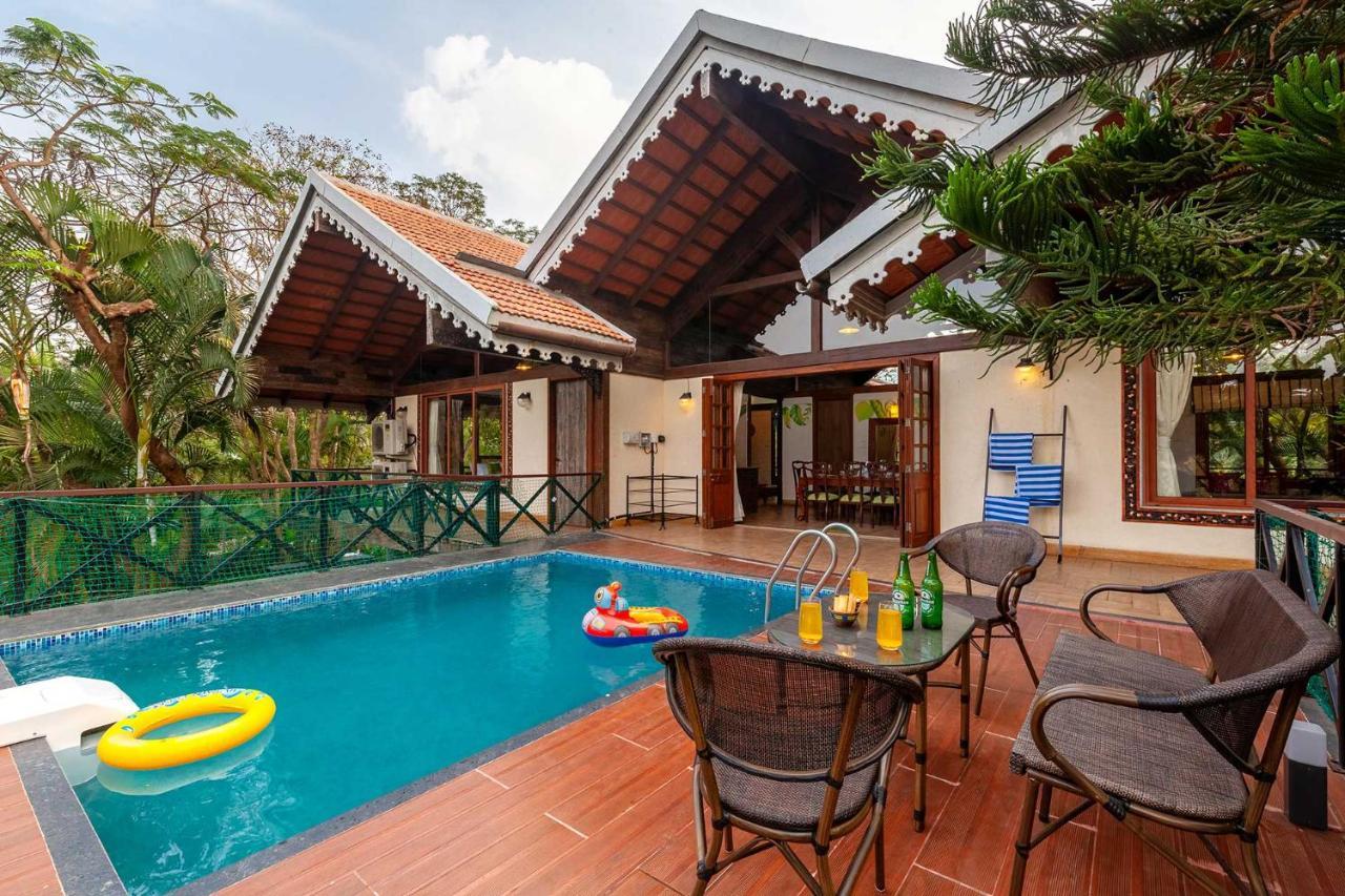 Aranyam By Stayvista With Modern Wooden Interiors, Kidszone, Indoor Games & Plunge Pool Villa Lonavala