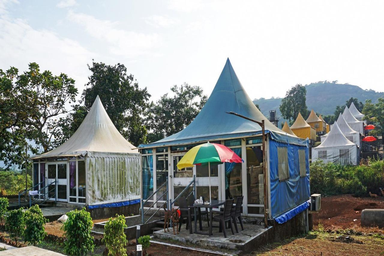 Townhouse Oak Pavana Valley Hotel