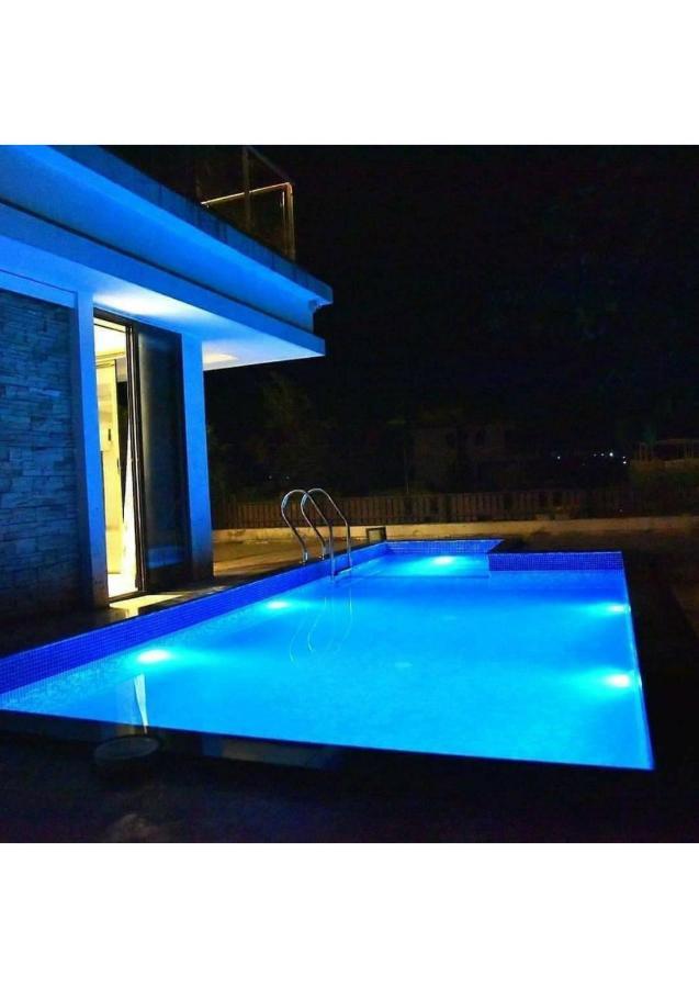 Mukkem 4bhk * Lonavala