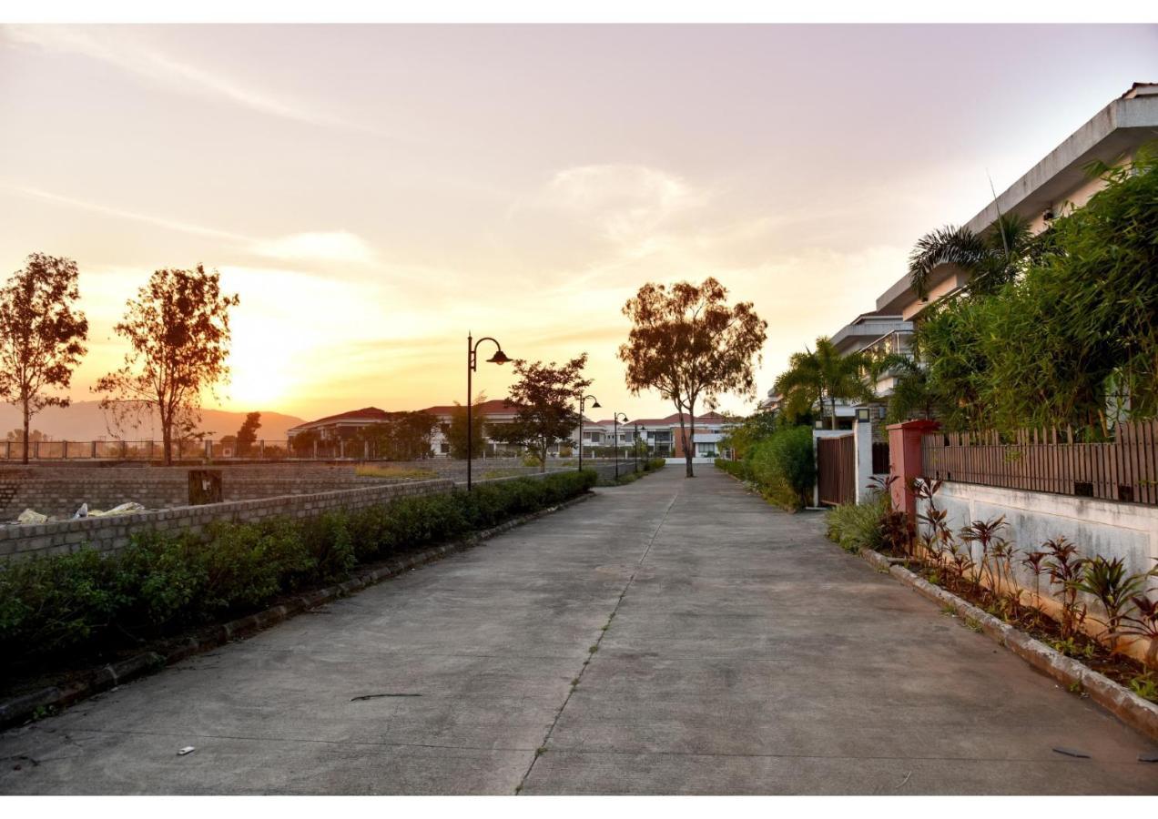 Mukkem 4bhk Villa