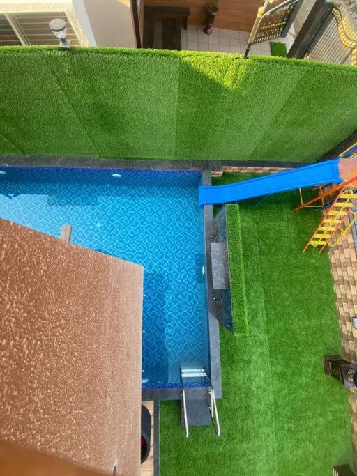 Villa Mount 5 Bhk Luxurious With Private Pool And Full Size Cricket Football Turf *